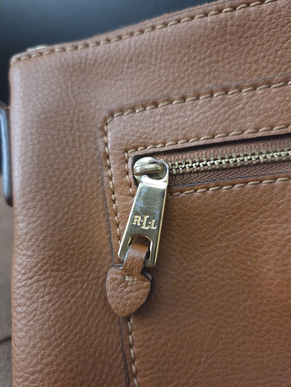 Lauren Ralph Lauren Tan Leather Crossbody with Gold Hardware ~ PLEASE READ - Picture 6 of 16